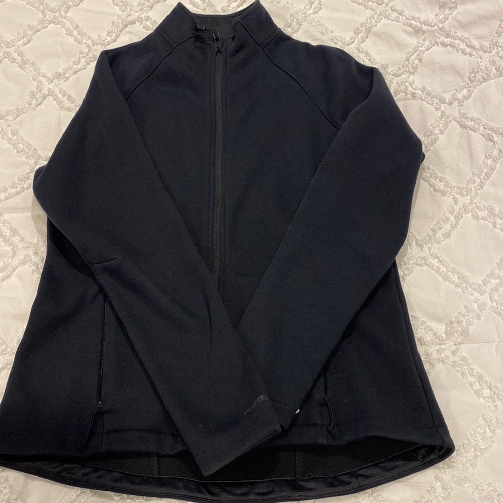 Woman’s underarmour full zip sweatshirt / jacket
